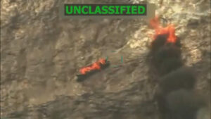Captura de video tomado de la red social Truth Social de la cuenta @realDonaldTrump del presidente de Estados Unidos, Donald Trump, que muestra una embarcación en llamas luego de ser atacada en el mar Caribe. EFE/ @realdonaldtrump