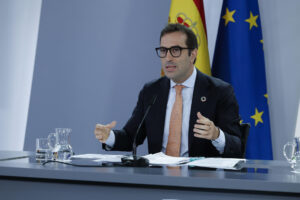 El ministro de Economía, Carlos Cuerpo, durante una reciente comparecencia tras el Consejo de Ministros celebrado en La Moncloa. EFE/JJ Guillén