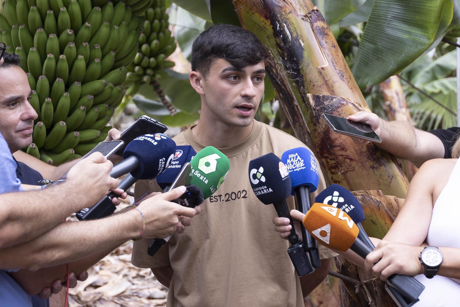 Fotografía de Miguel Barreto, en la que puede verse en una imagen de archivo del 19 de junio de 2023 al futbolista del F. C. Barcelona Pedro González López, Pedri. EFE