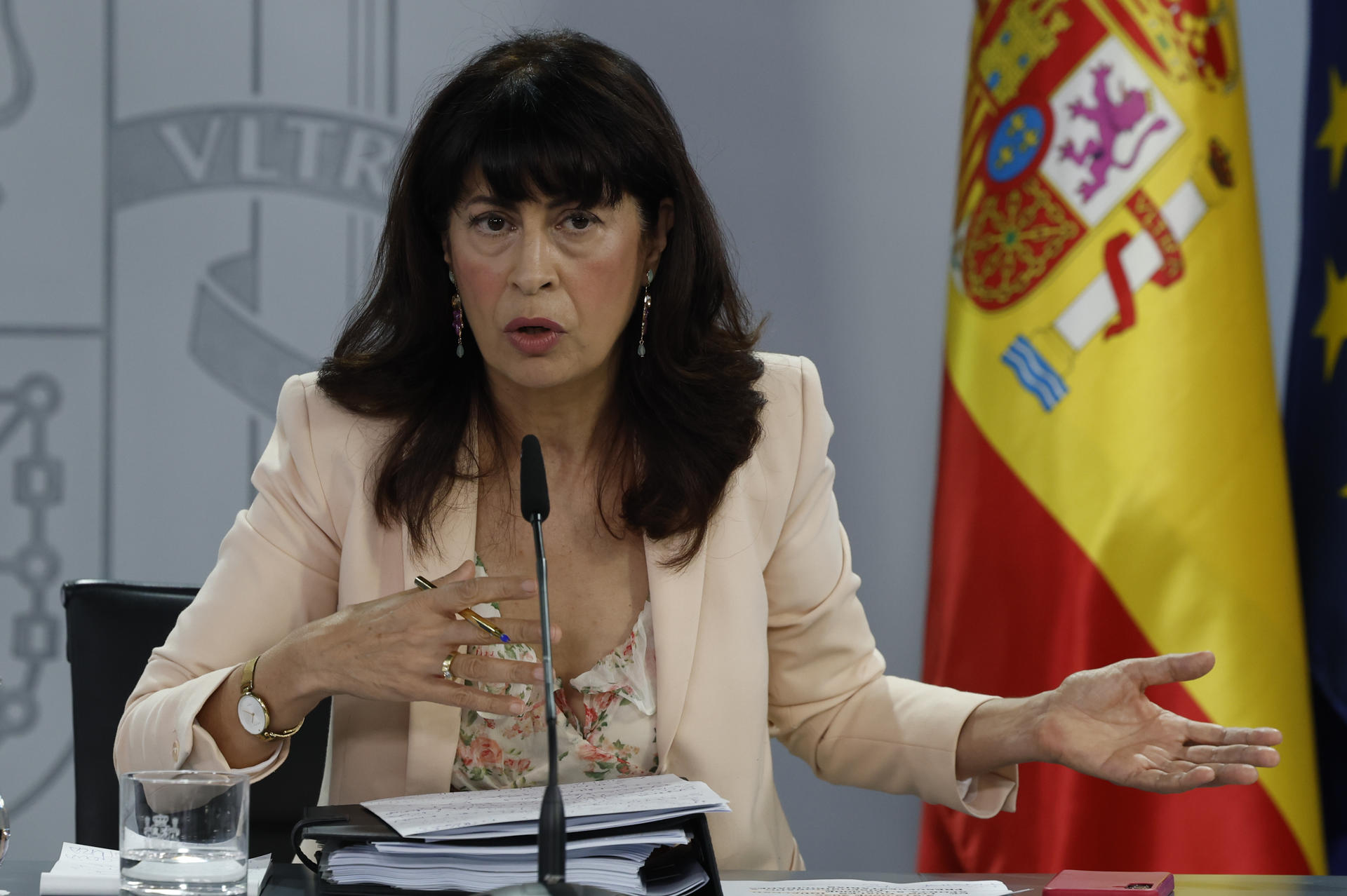 La ministra de Igualdad, Ana Redondo en rueda de prensa tras un Consejo de Ministros. EFE/ JJ. Guillén