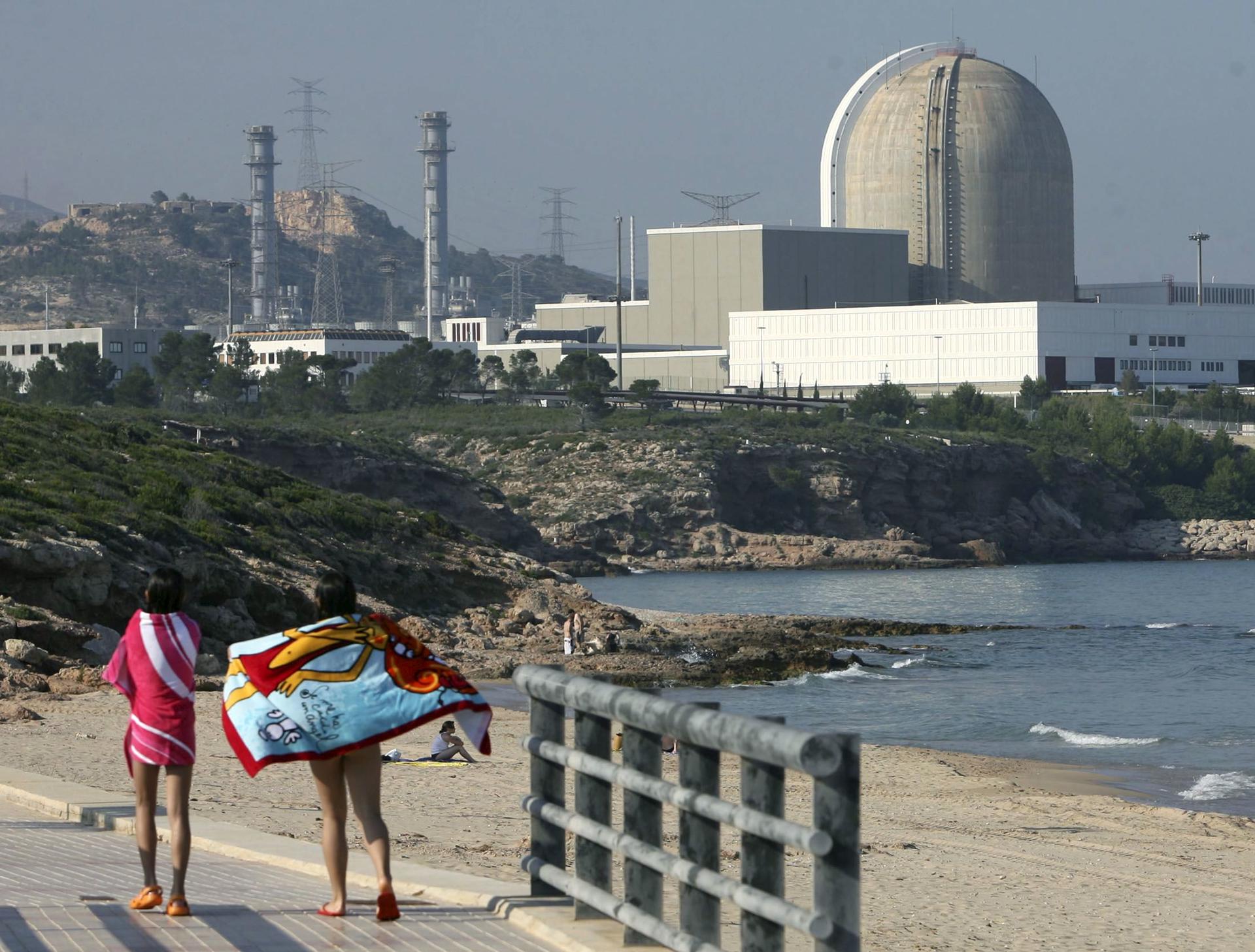 Imagen de la central nuclear Vandellòs II, en Tarragona. EFE/Jaume Sellart