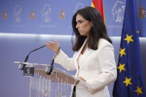 La diputada de Vox Pepa Millán en rueda de prensa en el Congreso de los Diputados este martes. EFE/Javier Lizón