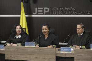 Fotografía de archivo que muestra una sesión de la Jurisdicción Especial para la Paz (JEP). EFE/ Carlos Ortega