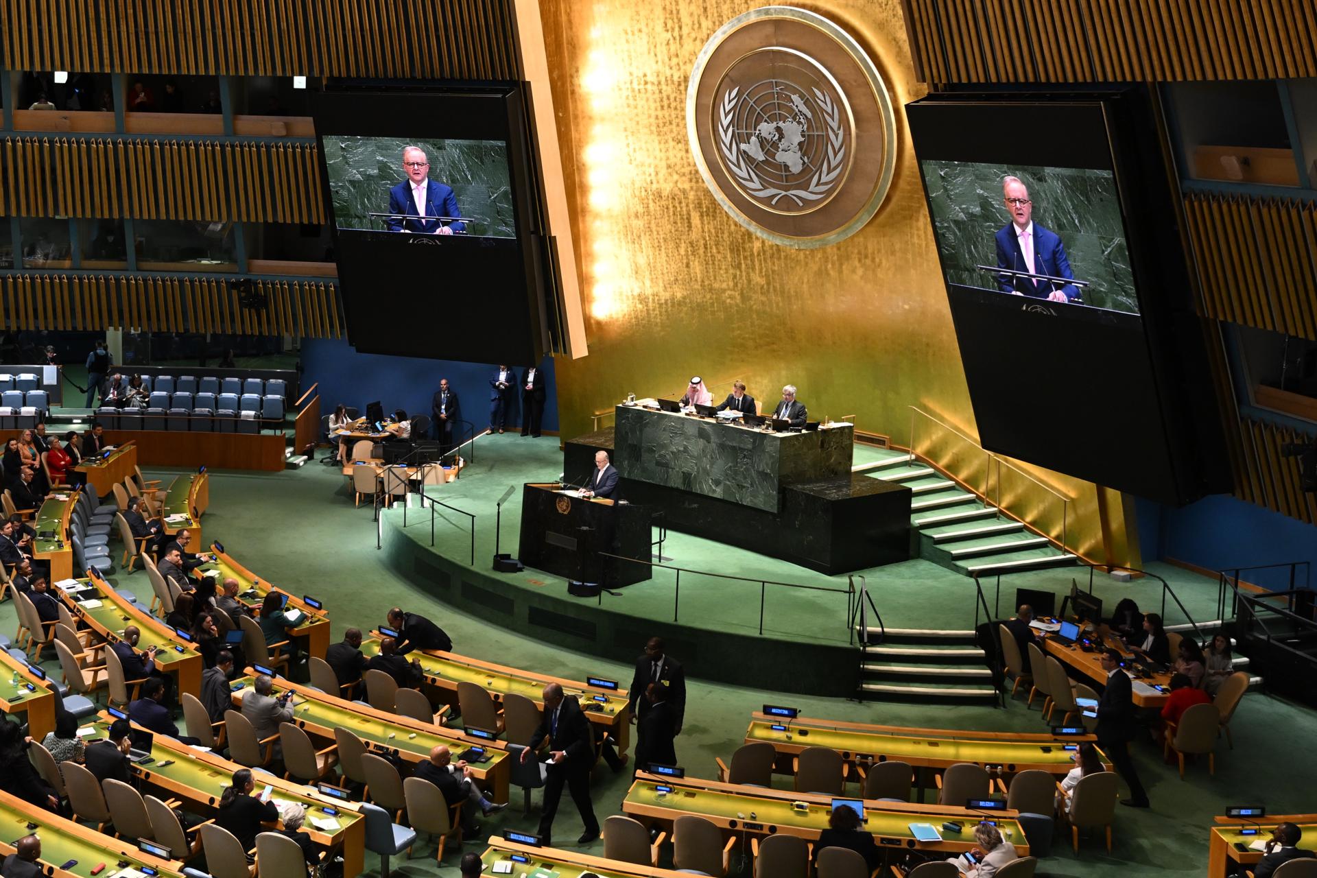 New York (United States), 22/09/2025.- Australian Prime Minister Anthony Albanese speaks during the High-Level International Conference for the Peaceful Settlement of the Question of Palestine and the Implementation of the Two-State Solution, at the United Nations (UN) headquarters in New York, New York, USA, 22 September 2025. The UN General Assembly's high-level week runs from 22 until 30 September. (Nueva York) EFE/EPA/LUKAS COCH AUSTRALIA AND NEW ZEALAND OUT

