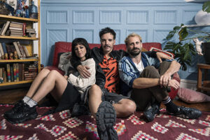 El director y guionista Javier Giner está rodando su primer largometraje, 'Esta soledad', una película que habla de vínculos emocionales y en la que vuelve a contar con Oriol Pla y Marina Salas, con los que trabajó en la exitosa serie 'Yo, adicto', ha informado este lunes Filmax. EFE/David Herranz/Filmax