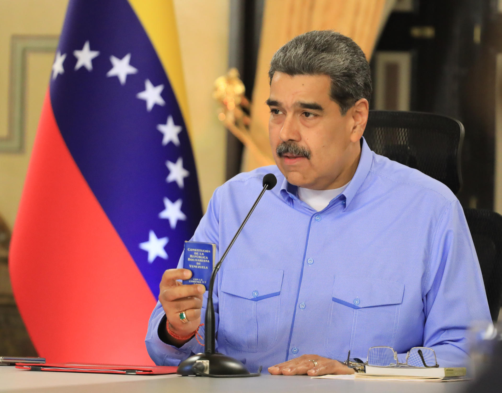Fotografía cedida por Palacio de Miraflores del presidente de Venezuela, Nicolás Maduro, hablando en el Comité Ejecutivo del Consejo de Estado de la Nación este martes, en Caracas (Venezuela). EFE/ Palacio de Miraflores
