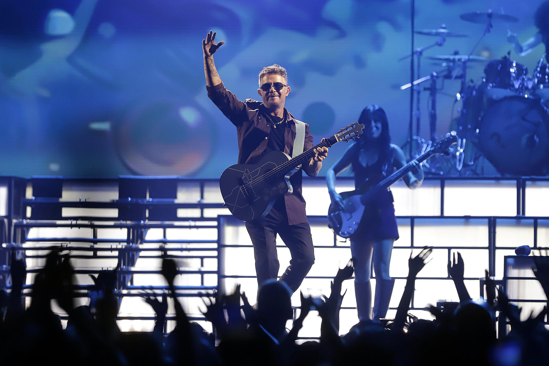 Imagen de este mes de septiembre del cantante español Alejandro Sanz en un concierto de su gira '¿Y ahora qué?' en Puebla (México). EFE/ Hilda Ríos