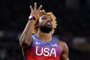 El estadounidense Noah Lyles se reivindicó este viernes en Tokio en los 200 metros lisos como el gran dominador de la distancia con su cuarto oro mundial consecutivo. EFE/EPA/FRANCK ROBICHON