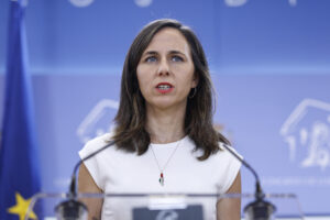 La portavoz de Podemos en el Congreso, Ione Belarra, este martes en rueda de prensa. EFE/ Rodrigo Jiménez