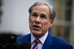 El gobernador de Texas, Greg Abbott, en una foto de archivo. EFE/EPA/FRANCIS CHUNG / POOL