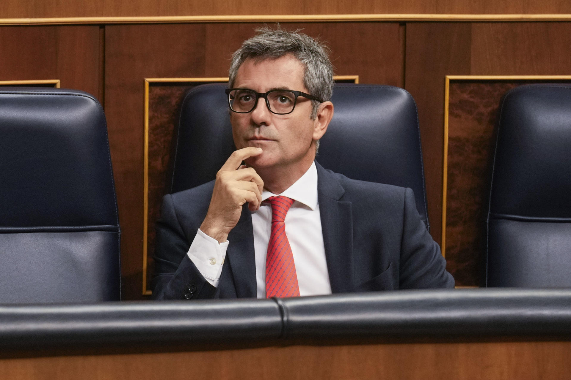 Imagen de archivo (10/09/2025) del ministro de la Presidencia, Justicia y Relaciones con las Cortes, Félix Bolaños, durante un pleno del Congreso de los Diputados celebrado en Madrid. EFE/ Borja Sánchez-Trillo