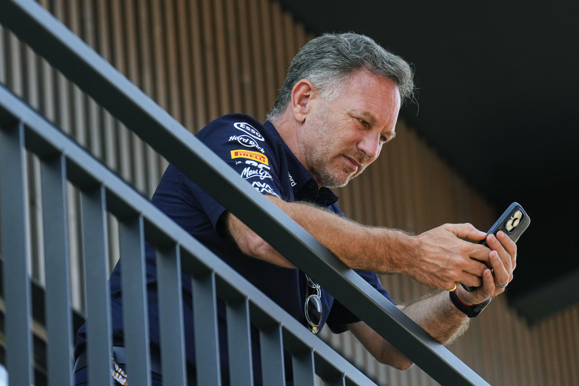 Fotografía de Alejandro García, en la que puede verse en una imagen de archivo del 1 de junio de 2025 al director deportivo de Red Bull Christian Horner. EFE