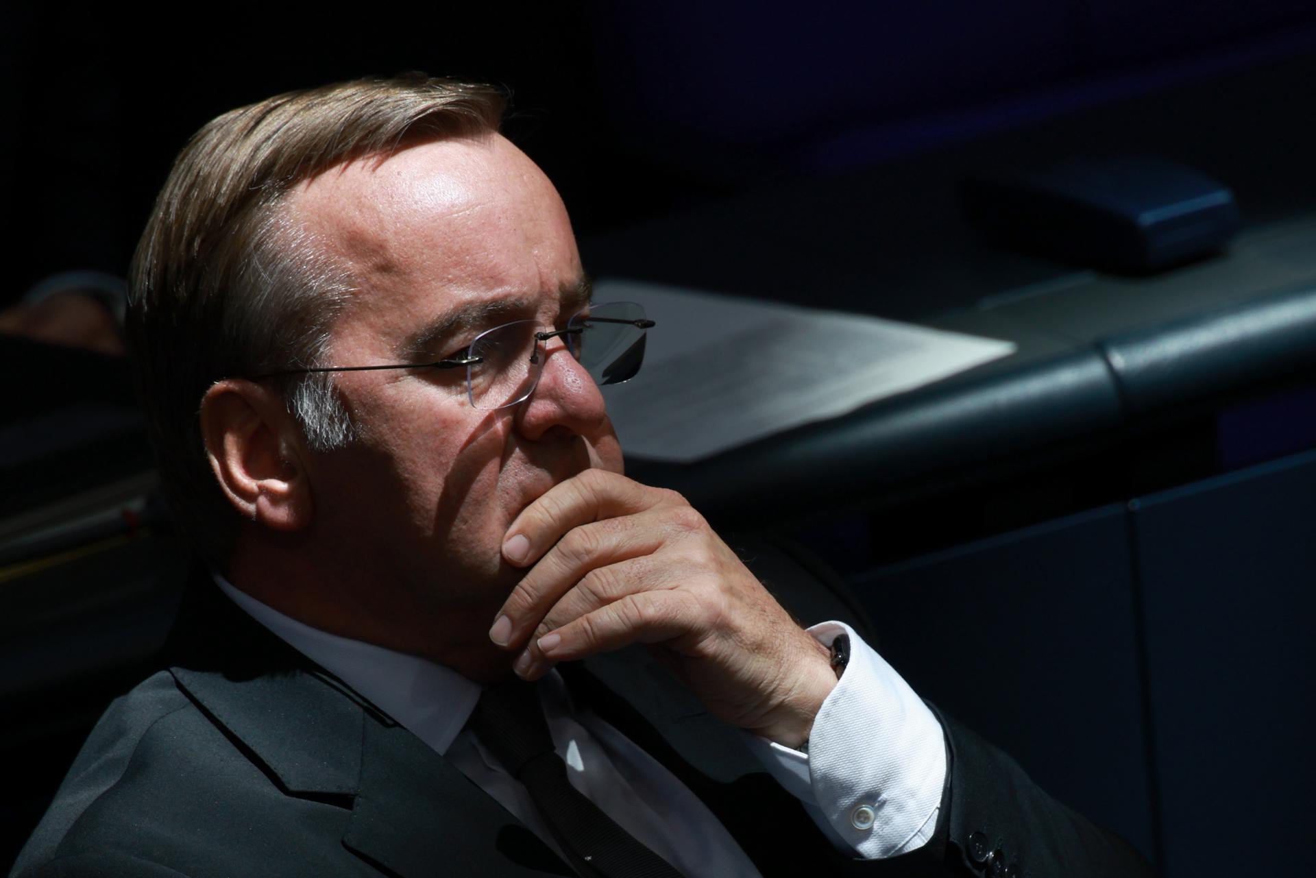 Foto de archivo del ministro de Defensa alemán, Boris Pistorius, durante una sesión del Parlamento alemán. EFE/EPA/CLEMENS BILAN