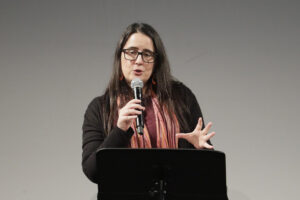 Fotografía de archivo de la directora para las Américas de Amnistía Internacional, Ana Piquer, durante una conferencia, en Bogotá (Colombia). EFE/Carlos Ortega