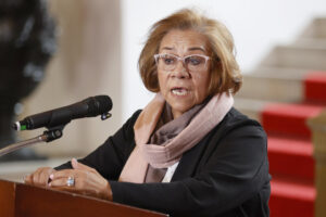 La canciller de Colombia, Rosa Villavicencio, habla durante una rueda de prensa este lunes, en Bogotá (Colombia). EFE/ Mauricio Dueñas Castañeda