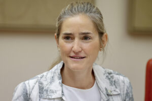 La vicepresidenta tercera y ministra para la Transición Ecológica y el Reto Demográfico, Sara Aagesen, comparece este viernes en el Congreso para informar sobre la actuación de su departamento en relación a los incendios forestales. EFE/ Daniel González