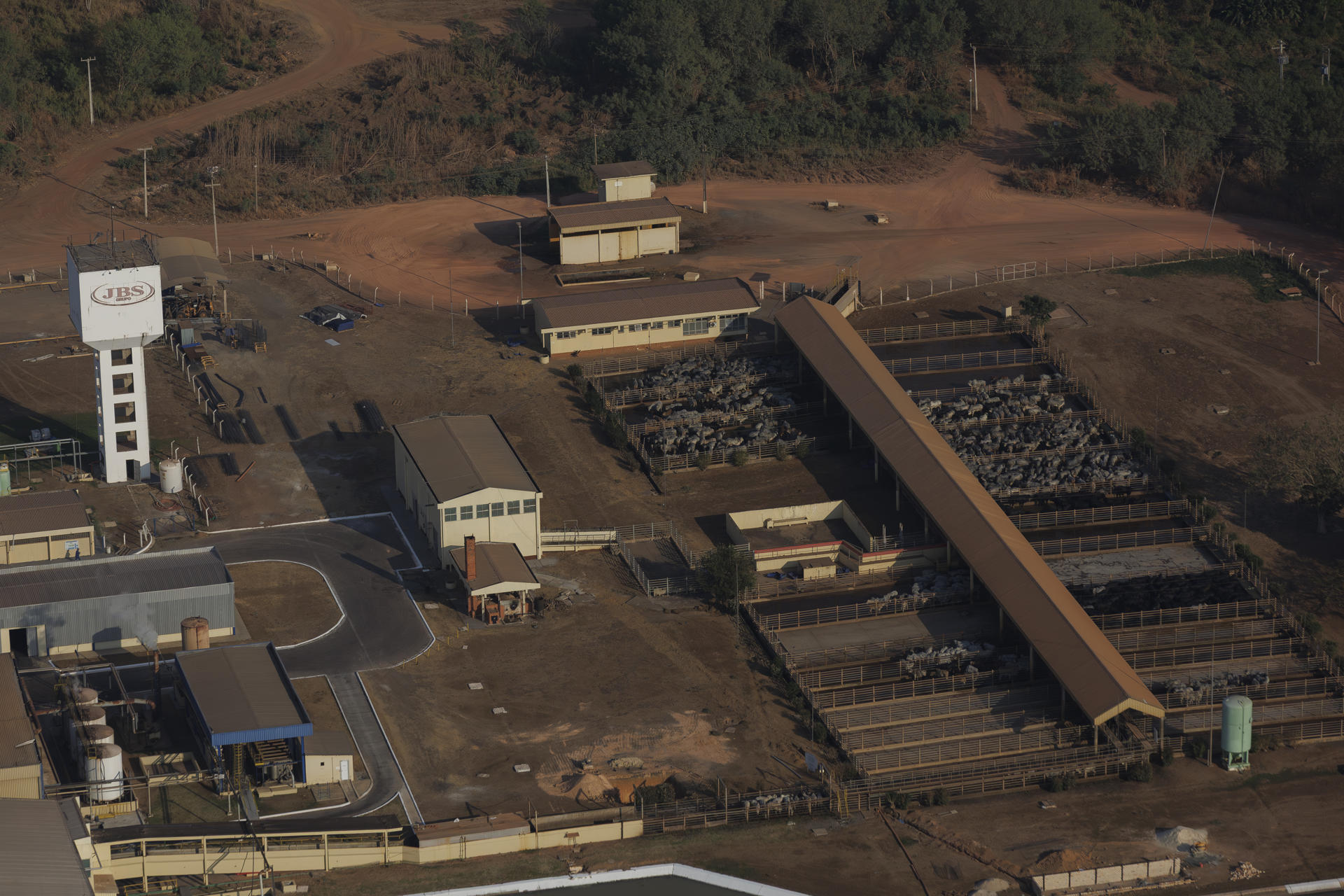 Fotografía del 9 de septiembre de 2025 que muestra un matadero de la empresa JBS en Santana do Araguaia (Brasil). EFE/ Isaac Fontana