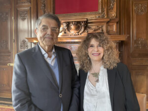 Fotografía de archivo de los escritores despojados de la nacionalidad nicaragüense Gioconda Belli y Sergio Ramírez. EFE/Macarena Soto