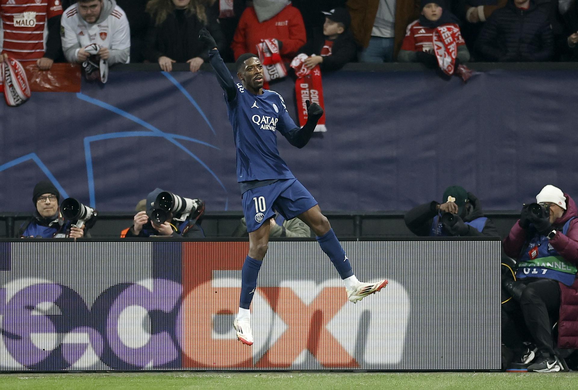 Fotografía de Yoan Valat, en la que puede verse en una imagen de archivo del 11 de febrero de 2025 al futbolista del PSG Ousmane Dembélé of PSG. EFE
