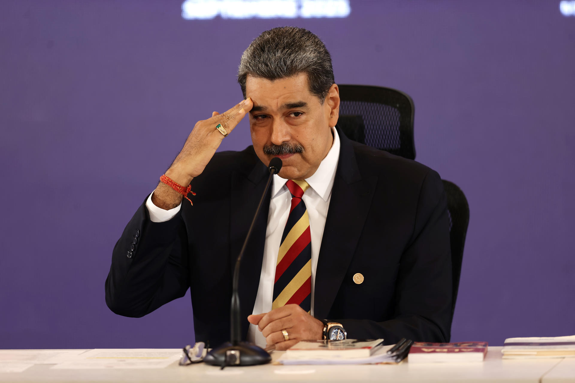 El presidente de Venezuela, Nicolás Maduro, al intervenir este lunes, 1 de septiembre, durante una rueda de prensa, en Caracas (Venezuela). EFE/Ronald Peña