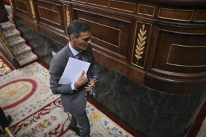 El presidente del Gobierno, Pedro Sánchez, este miércoles, durante la primera sesión de control del nuevo período de sesiones en el Congreso de los Diputados en Madrid. EFE/ Fernando Villar