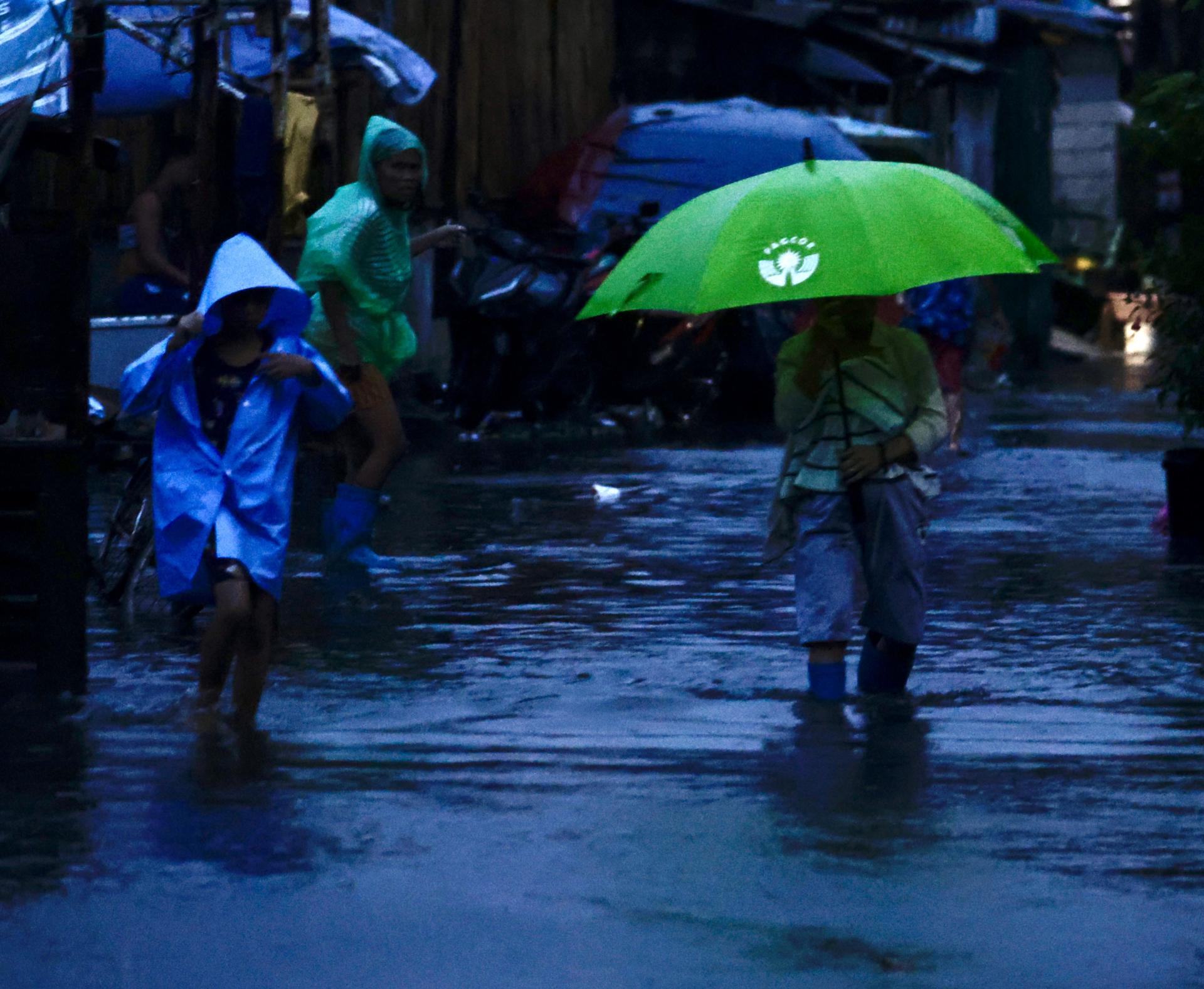 EFE/EPA/FRANCIS R. MALASIG