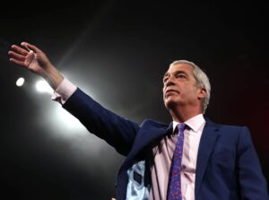 Nigel Farage, líder de Reform UK, este sábado en el congreso anual de ese partido en Birmingham (centro de Inglaterra). EFE/EPA/NEIL HALL