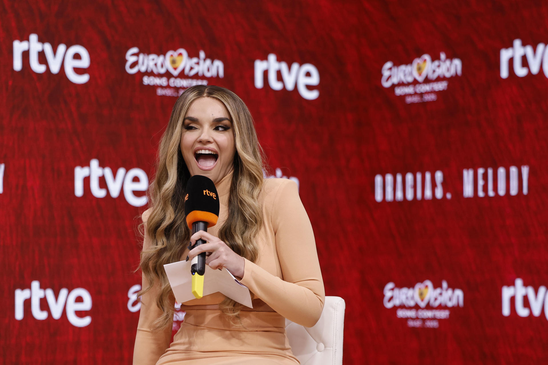 MADRID - La cantante española Melody, la última representante de España en Eurovisión, ofrece una rueda de prensa para hablar de su participación en el pasado Festival de Eurovisión. EFE/Sergio Pérez