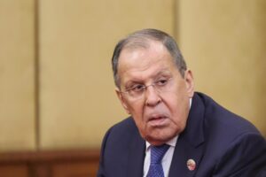 El ministro de Exteriores de Rusia, Sergei Lavrov, asiste a una reunión en la Casa de Huéspedes de Estado Diaoyutai en Pekín, China, el 02 de septiembre de 2025.
EFE/EPA/Maxim Shemetov / POOL