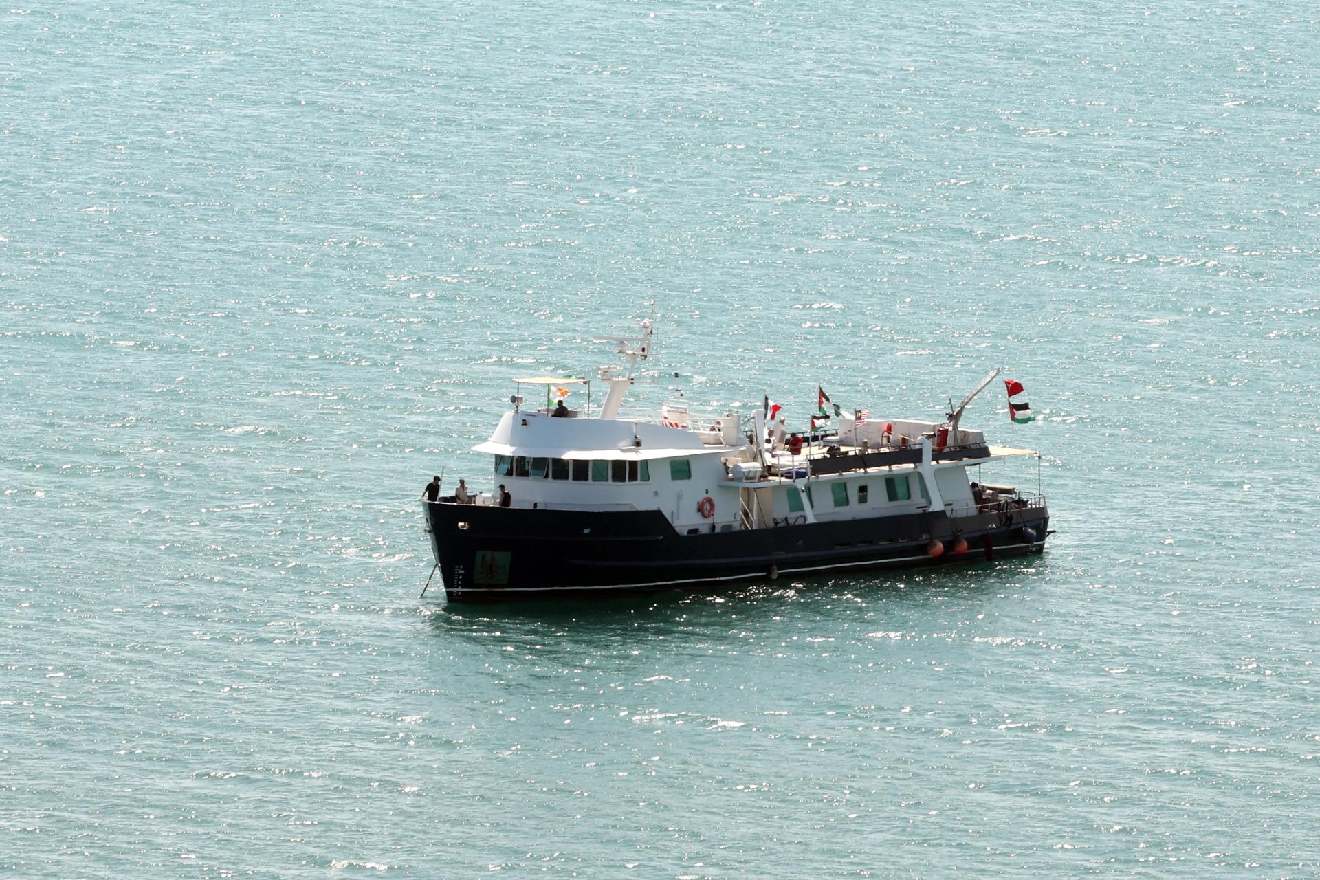 La Flotilla Global Sumud en aguas de Túnez. EFE/EPA/MOHAMED MESSARA

