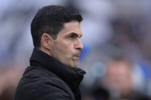 El español Mikel Arteta, entrenador del Arsenal, durante el partido que disputó el pasado domingo su equipo contra el Newcastle. EFE/EPA/GARY OAKLEY USO EDITORIAL