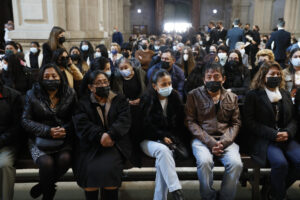 Imagen de archivo ( 18/03/2022).- Familiares de los fallecidos durante el funeral en memoria de los 21 marineros fallecidos en el naufragio del pesquero "Villa de Pitanxo" en aguas canadienses, celebrado este viernes en Marín. EFE/ Lavandeira ***POOL***[***POOL***]