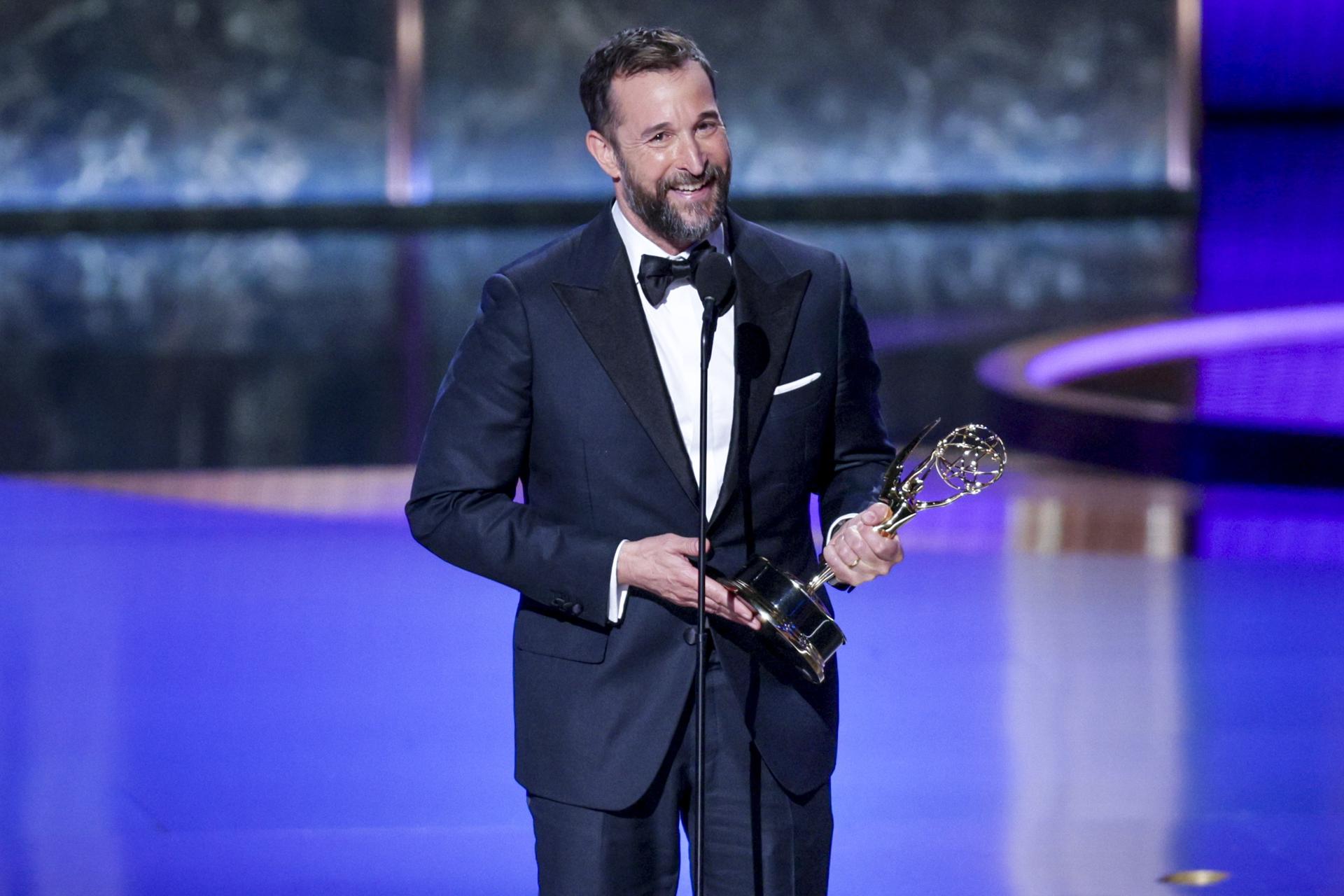 El protagonista de The Pitt, Noah Wyle, triunfó en la categoría de mejor actor de drama. EFE/EPA/ALLISON DINNER
