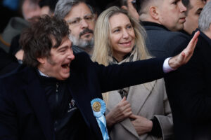 El presidente de Argentina, Javier Milei, junto a la secretaria general de la presidencia de Argentina, Karina Milei. EFE/ Juan Ignacio Roncoroni