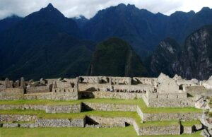 Fotografía de archivo de una panorámica de la ciudadela incaica de Machu Picchu. EFE/Paolo Aguilar