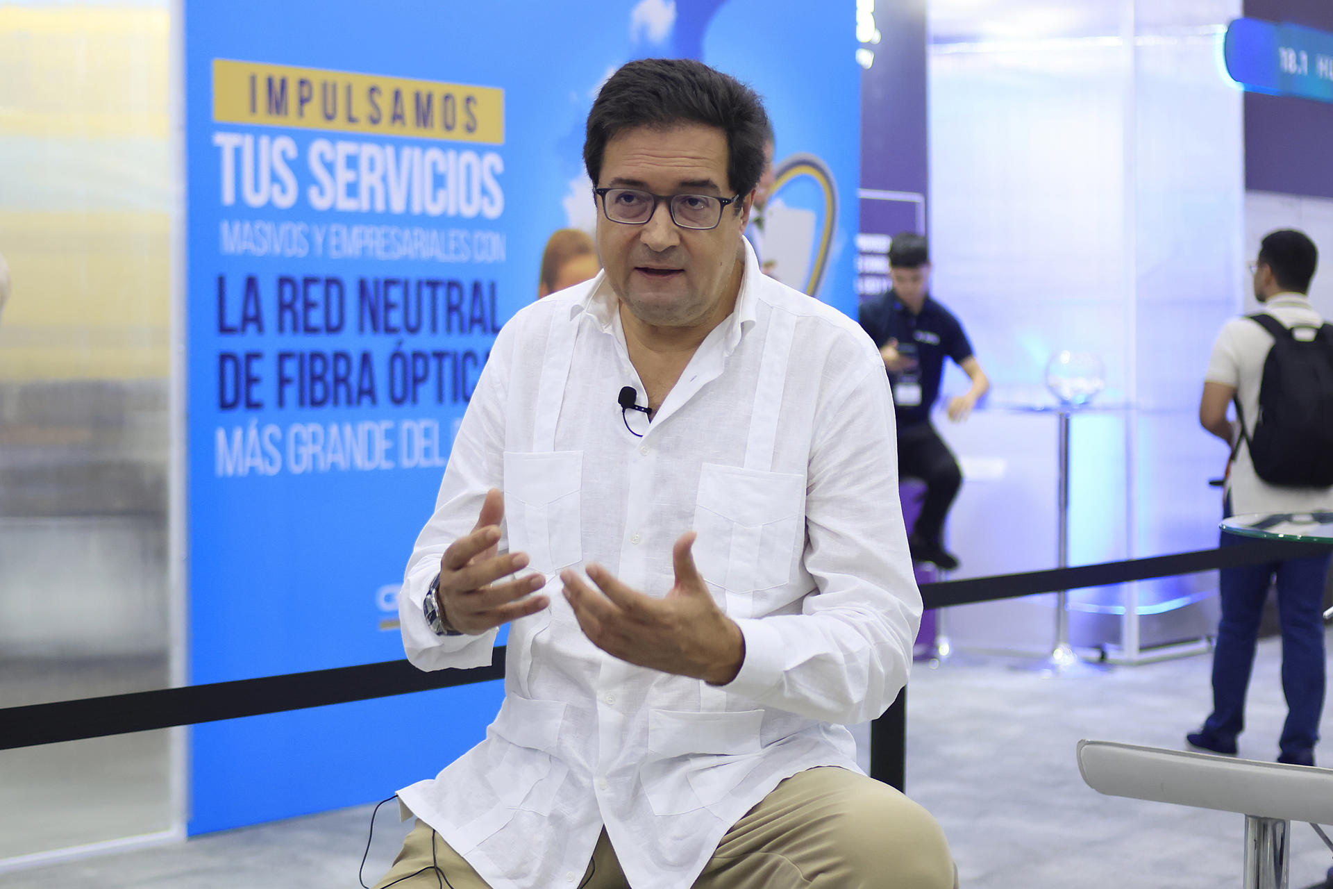 El ministro español para la Transformación Digital y de la Función Pública, Óscar López habla durante una entrevista con EFE en el marco del Congreso Internacional Andicom este jueves, en Cartagena (Colombia). EFE/Ricardo Maldonado Rozo