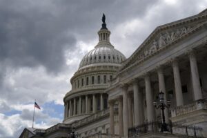 Foto de archivo que muestra el Capitolio de EE.UU. en Washington DC. EFE/EPA/WILL OLIVER