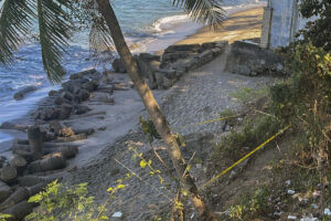 SENGGIGI (INDONESIA) 01/09/2025.- Vista del lugar donde fue encontrado el cuerpo de la española Matilde Muñoz, en quien según la Policía indonesia fue asesinada en Lombok hace dos meses, y cuya autopsia estaba programada para este lunes, si bien se retrasa "como pronto hasta mañana", dijeron a EFE desde el hospital de la isla encargado del examen anatómico. EFE/Paloma Almoguera