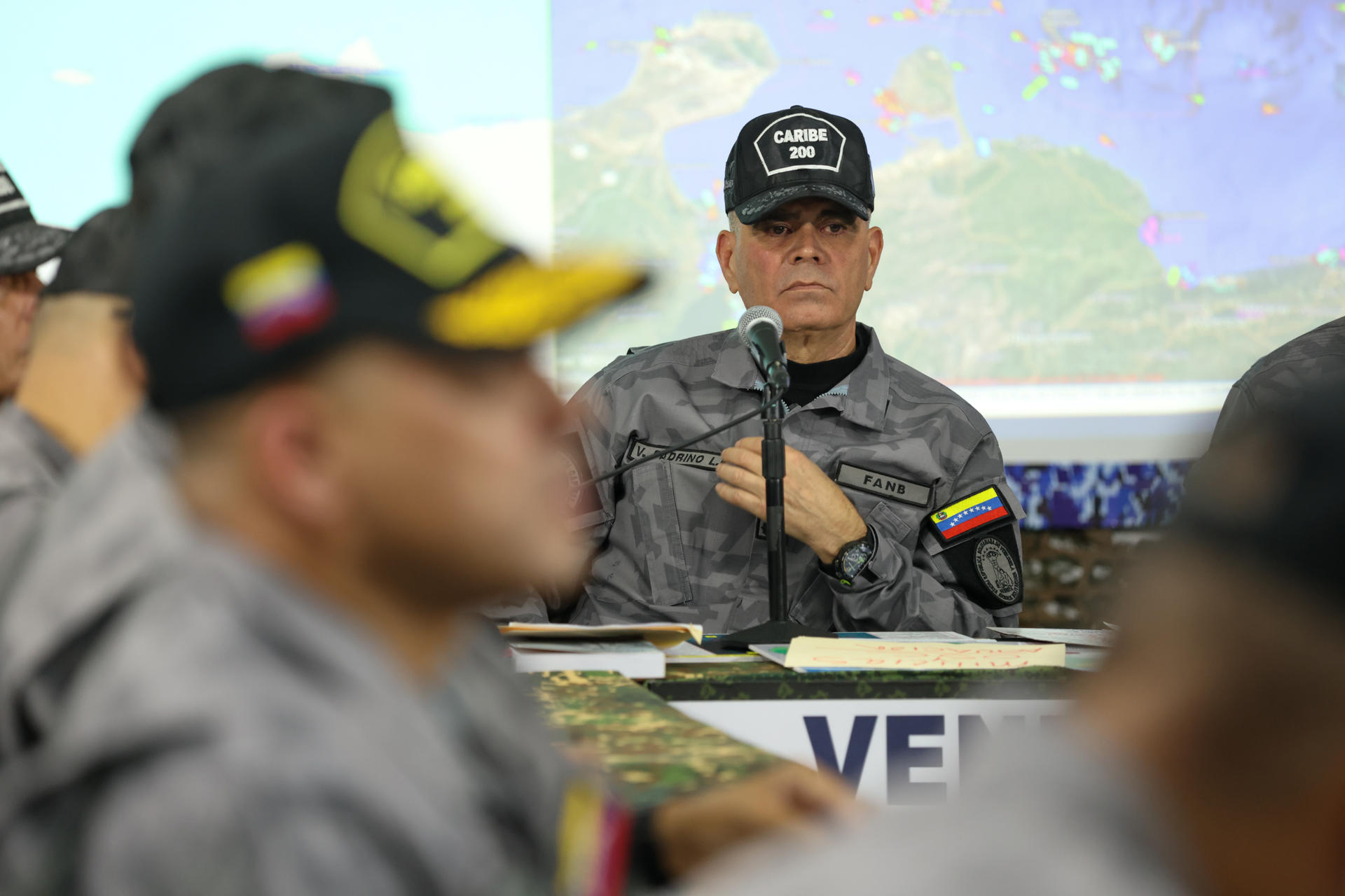 Fotografía cedida del ministro de defensa, Vladimir Padrino López participando durante un acto militar este 17 de septiembre de 2025, en Caracas (Venezuela). EFE/ Prensa del Palacio De Miraflores
