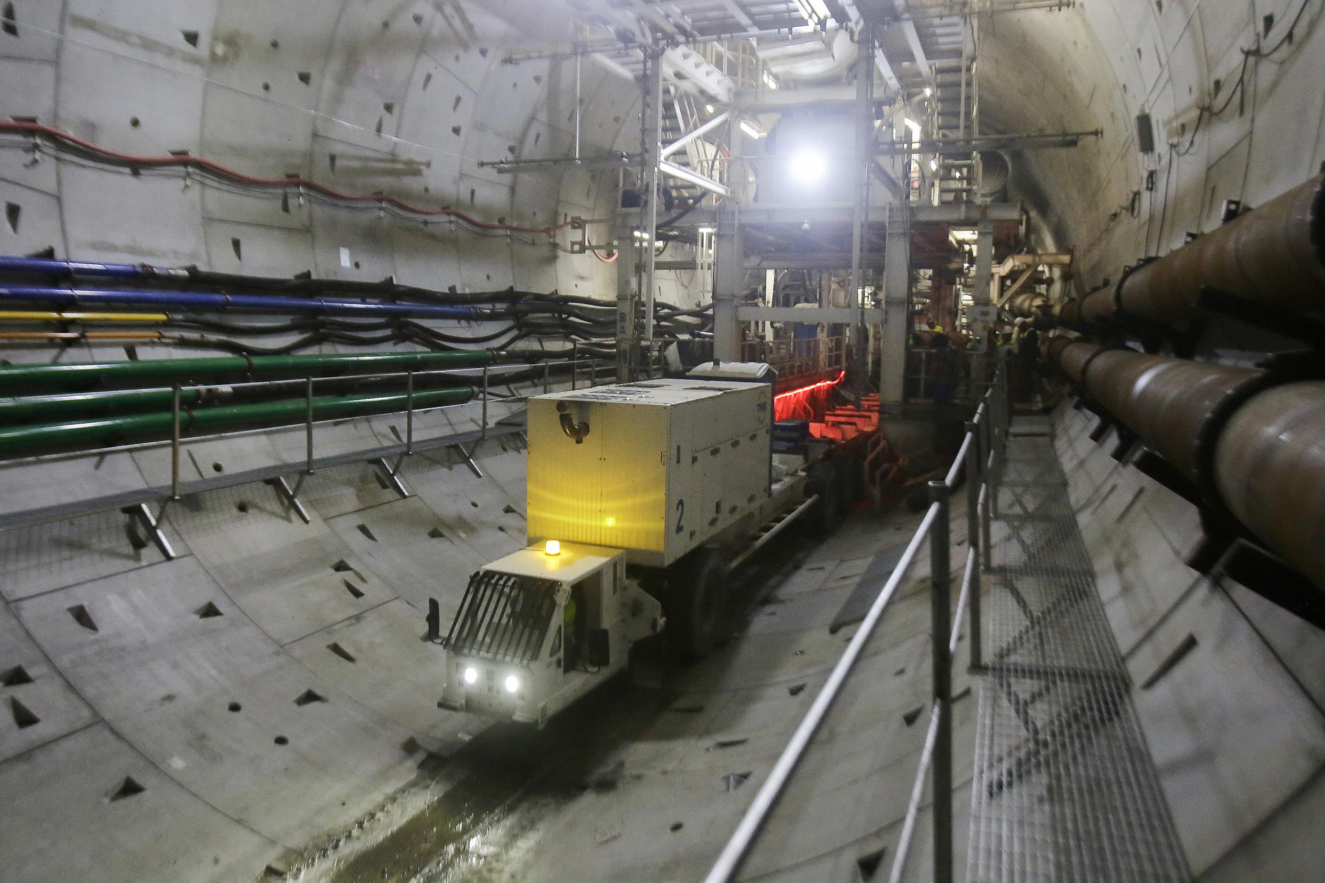 Fotografía que muestra las tuneladoras empleadas en la construcción del túnel de la Línea 3 del Metro de Panamá este 23 de septiembre de 2025, en ciudad de Panamá (Panamá). EFE/ Carlos Lemos