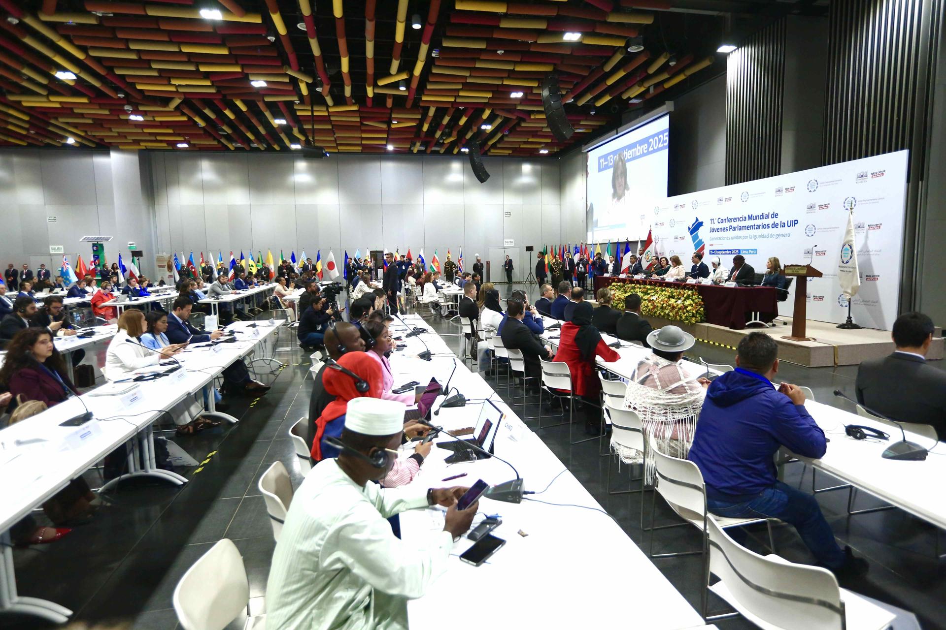 Fotografía cedida este jueves por el Congreso de Perú, que muestra la undécima Conferencia Mundial de Jóvenes Parlamentarios, en Lima (Perú). EFE/ Congreso de Perú