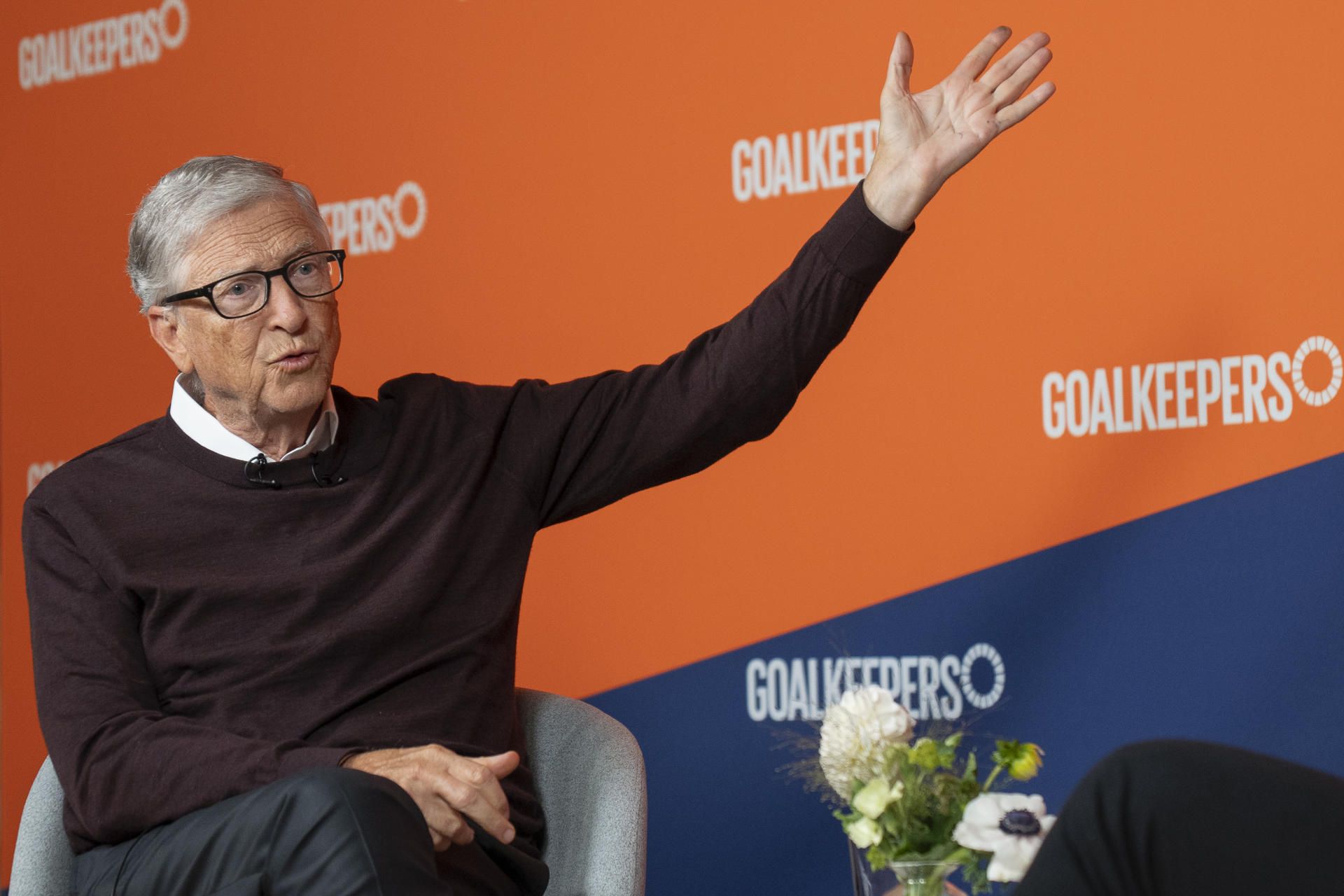 El magnate estadounidense Bill Gates, cofundador de Microsoft, habla durante una entrevista con EFE este lunes, en Nueva York (EE.UU.). EFE/Ángel Colmenares
