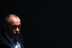 El canciller alemán, Friedrich Merz, durante la sesión del Parlamento alemán en Berlín, el 24 de septiembre de 2025. EFE/EPA/CLEMENS BILAN