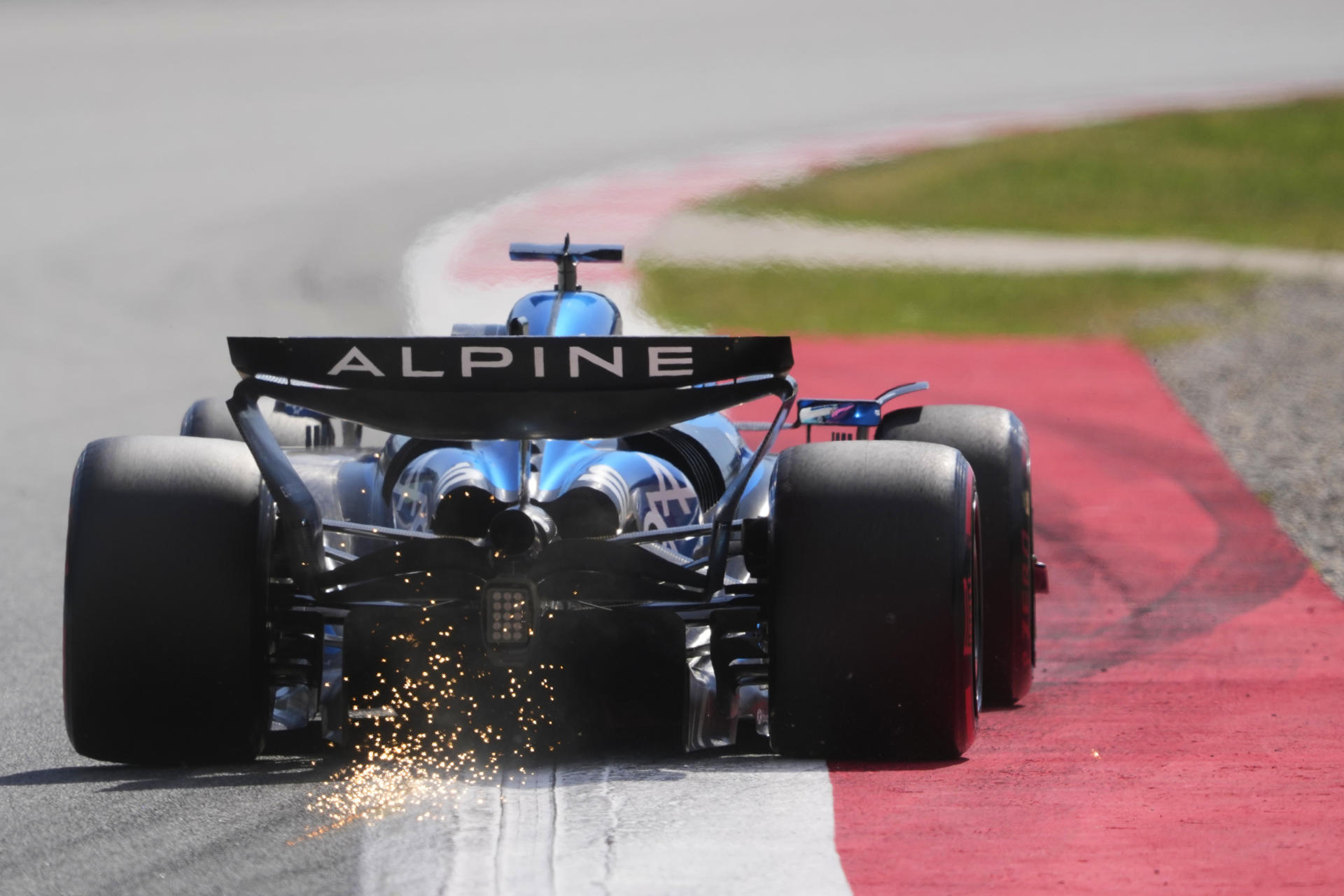 El piloto francés de Alpine, Pierre Gasly, en una imagen de archivo en el circuito de Barcelona-Cataluña en Montmeló (Barcelona). EFE/Alejandro García