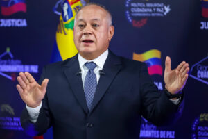El ministro de Interior, Justicia y Paz de Venezuela, Diosdado Cabello, al intervenir este miércoles, 17 de septiembre, durante una rueda de prensa, en Caracas (Venezuela). EFE/Miguel Gutierrez