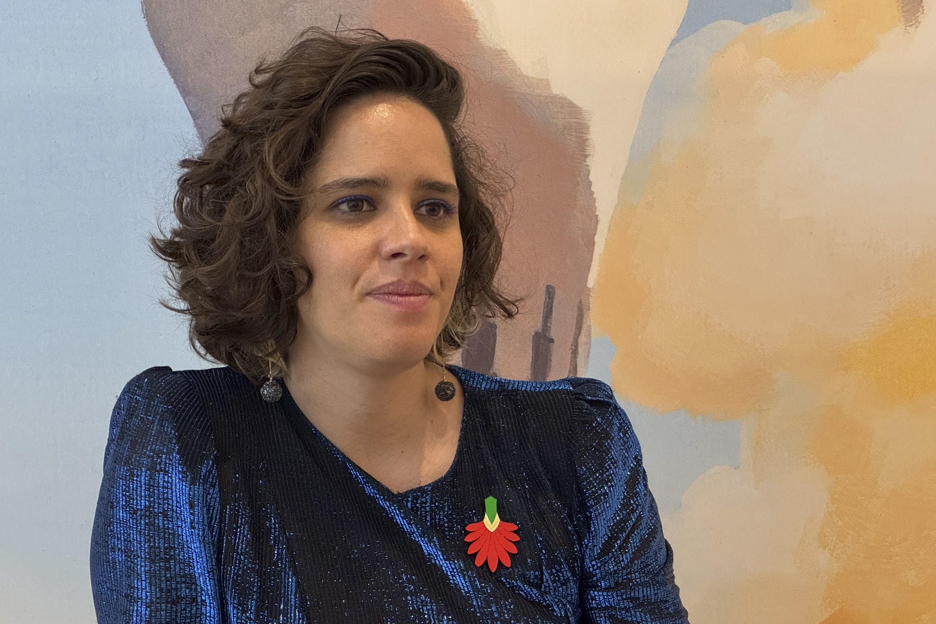 La cineasta Ana Cristina Barragán, con su película 'Hiedra', ganadora este sábado con el premio al Mejor Guion en la 82 edición del Festival de Venecia. EFE/Daniel Cáceres