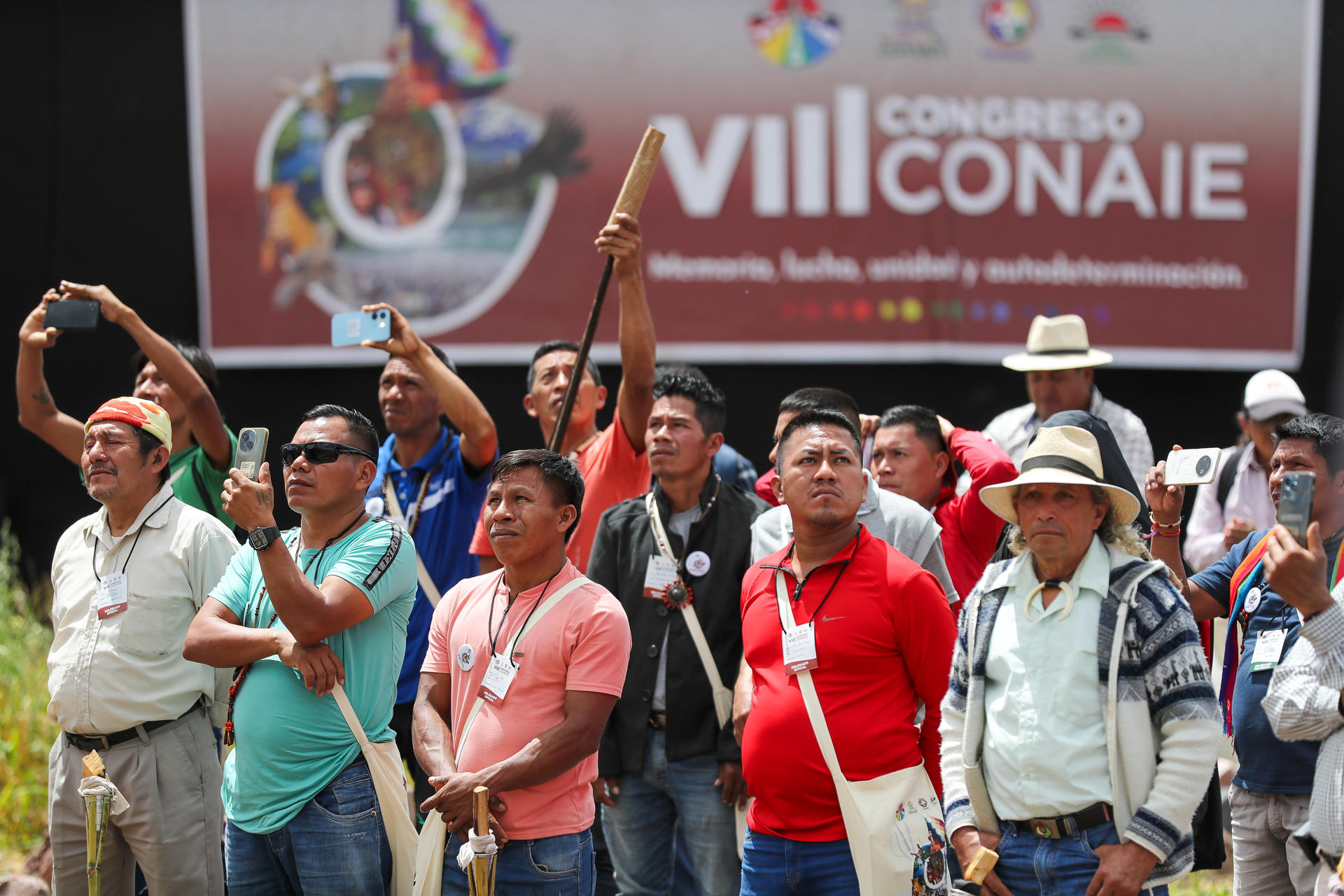 Fotografía de archivo de indígenas de la Confederación de Nacionalidades Indígenas del Ecuador (Conaie), en Quito (Ecuador). EFE/ José Jácome