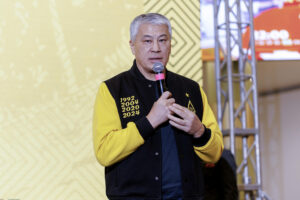 El kazajo Kairat Boranbáyev, presidente del Kairat, próximo rival del Real Madrid en la Liga de Campeones, aseguró a EFE que el partido de la próxima semana Kairat Almaty- Real Madrid permitirá que "el fútbol europeo amplíe pacíficamente sus fronteras" a Asia Central, un territorio incógnito hasta ahora para la UEFA. EFE/F.C. Kairat Almaty -Uso Editorial No Ventas-