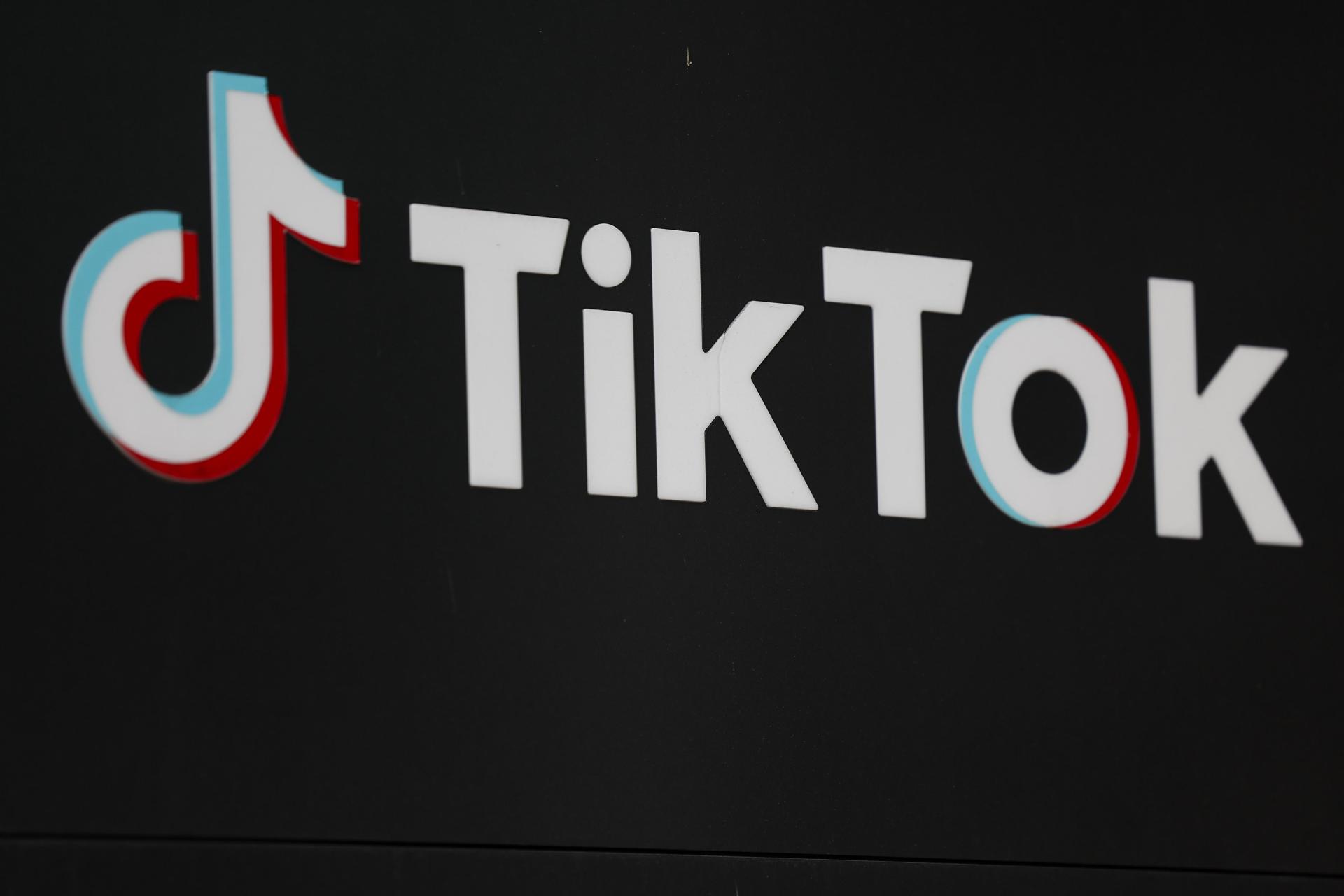 Fotografía de archivo que muestra el logo de Tik Tok en Los Ángeles (Estados Unidos). EFE/ Caroline Brehman
