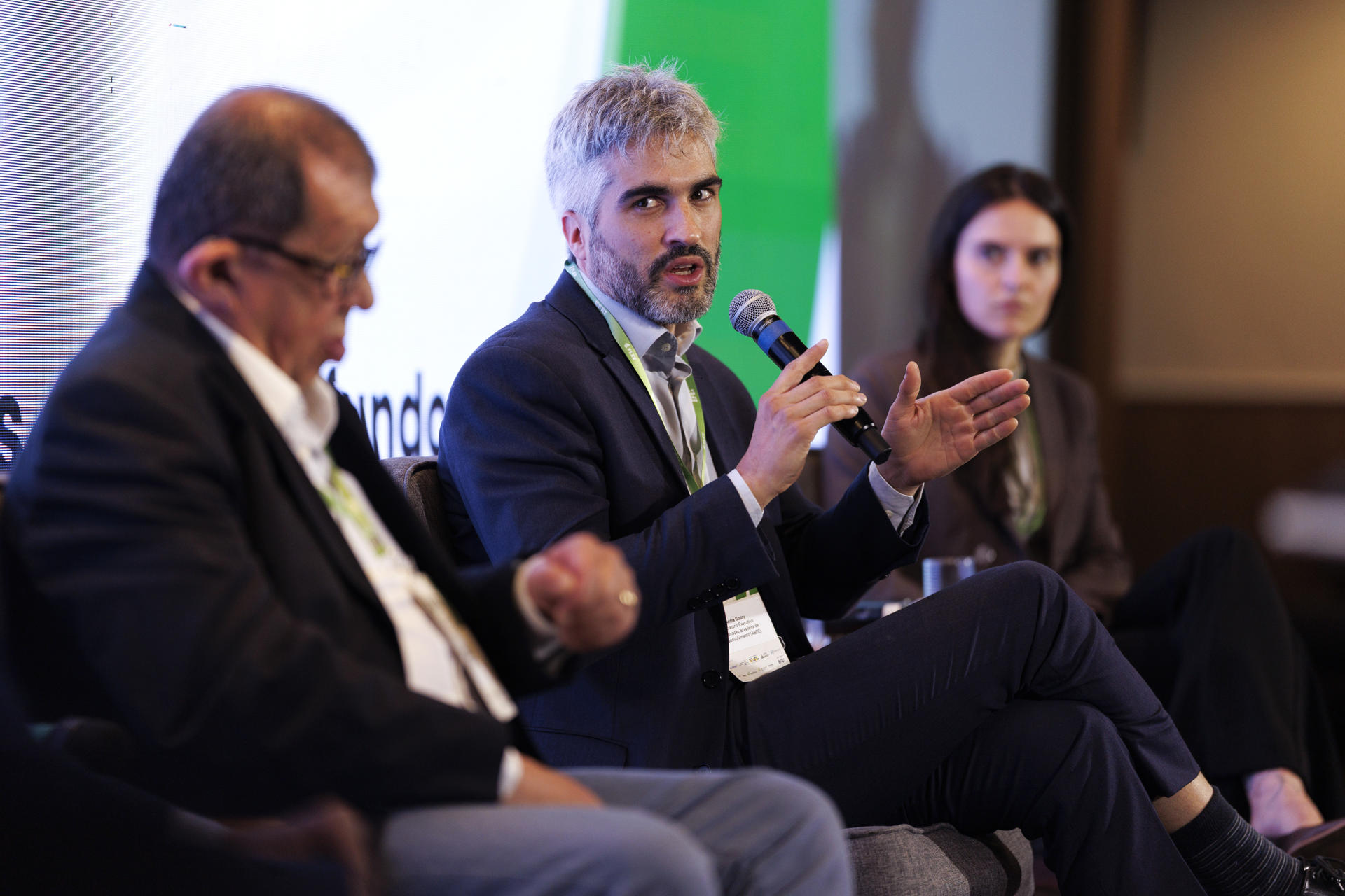 El secretario ejecutivo de la Asociación Brasileña de Desarrollo, André Godoy, habla en el III Foro Latinoamericano de Economía Verde (FLEV) este jueves, en São Paulo (Brasil). EFE/ Isaac Fontana